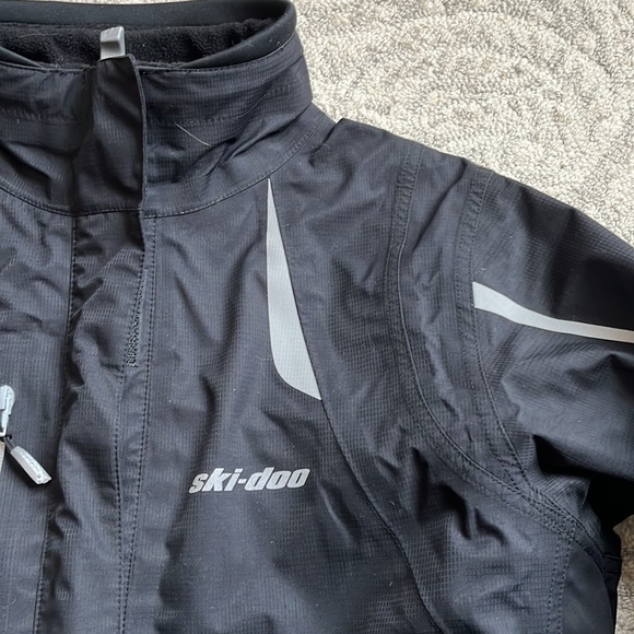 Woman’s Ski-Doo Jacket Black Size Small - Picture 3 of 10